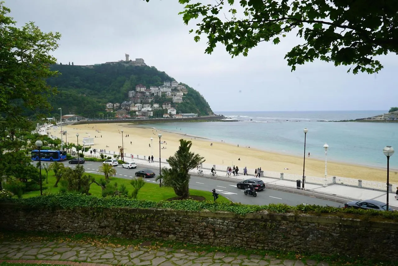 Ondarreta Room With Independent Entrance San Sebastian